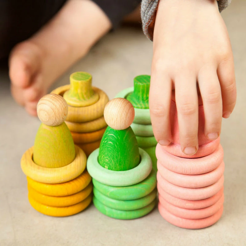 Grapat Nins Spring Peg People Play Set 4 Grapat Nins Spring Peg People Play Set - Image 4