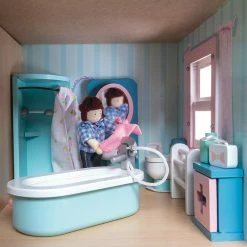 Le Toy Van Daisy Lane Doll House Bathroom 6 Le Toy Van Daisy Lane Doll House Bathroom -Le Toy Van Shop LET41060 2 800x800 crop center