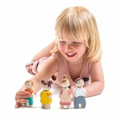 Tender Leaf Toys Wooden Family Of Four 6 Tender Leaf Toys Wooden Family Of Four -Le Toy Van Shop TEN08141 03 800x800 crop center