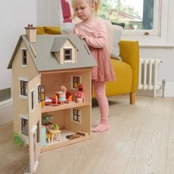 Tender Leaf Toys Foxtail Villa Doll House 5 Tender Leaf Toys Foxtail Villa Doll House -Le Toy Van Shop TL8124 6 800x800 crop center